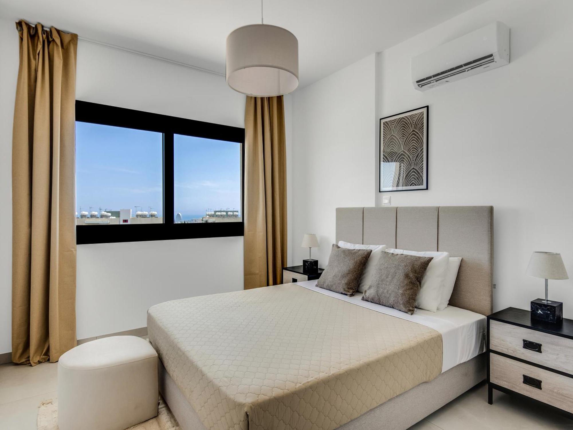 Sanders Elgio Limassol Quarto foto