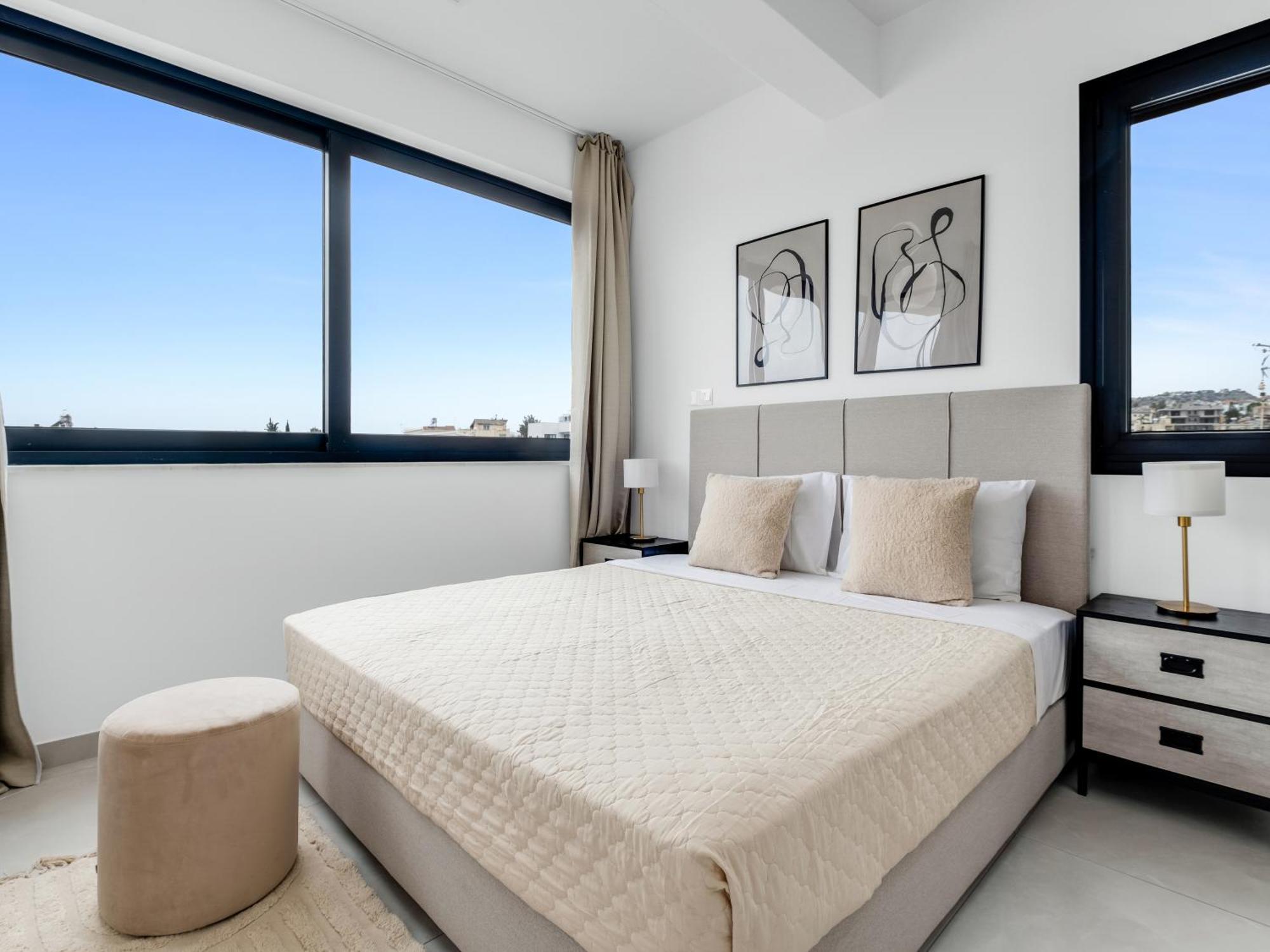 Sanders Elgio Limassol Quarto foto